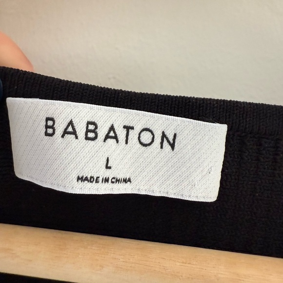 BABATON crop black top size L - Picture 4 of 6